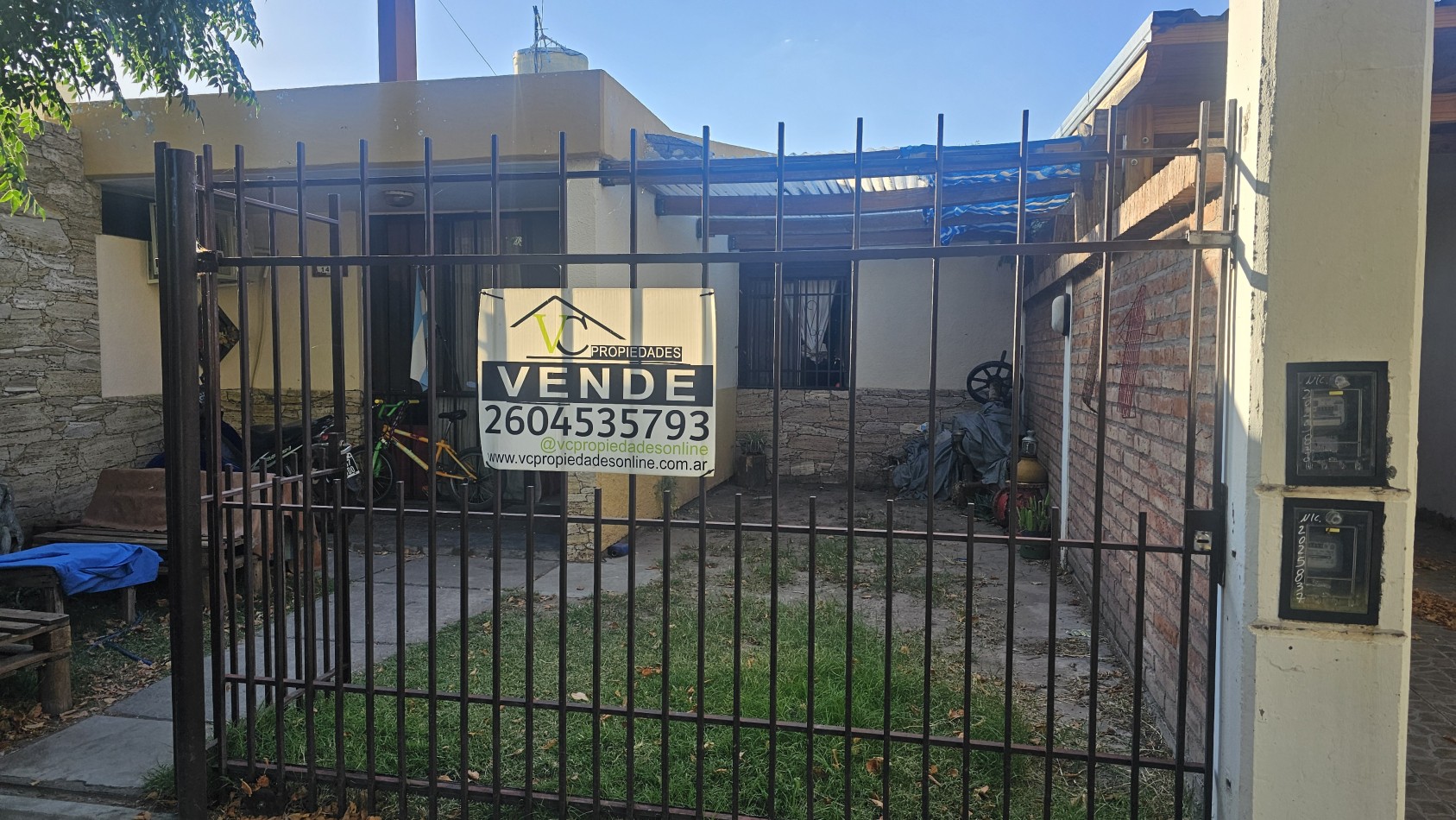 Vendo Casa B° Tac a 2 cuadras del Shoping de San Rafael. APTA CREDITO.