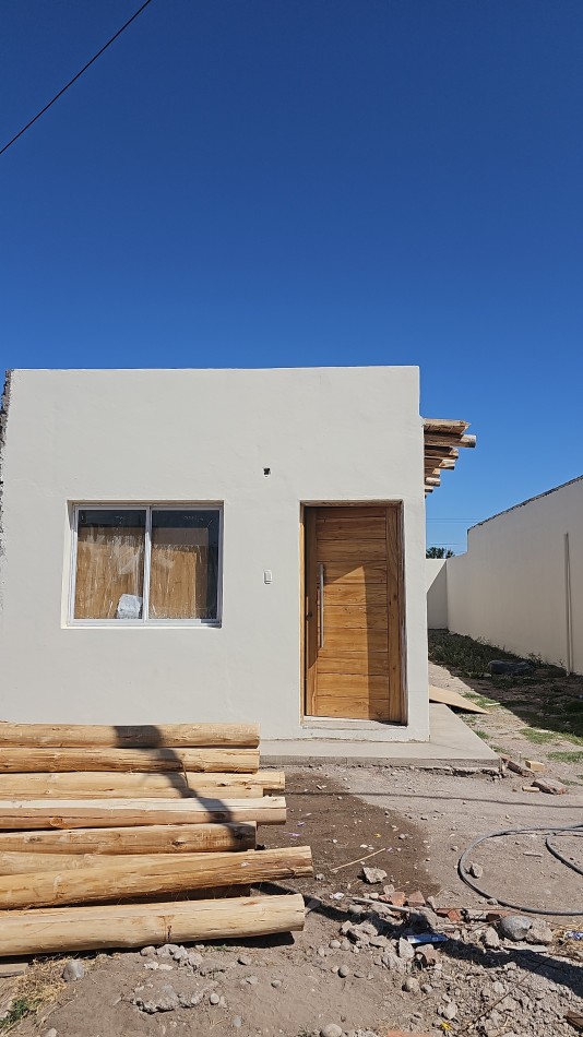 Oportunidad CASA nueva a Estrenar permuto San Rafael