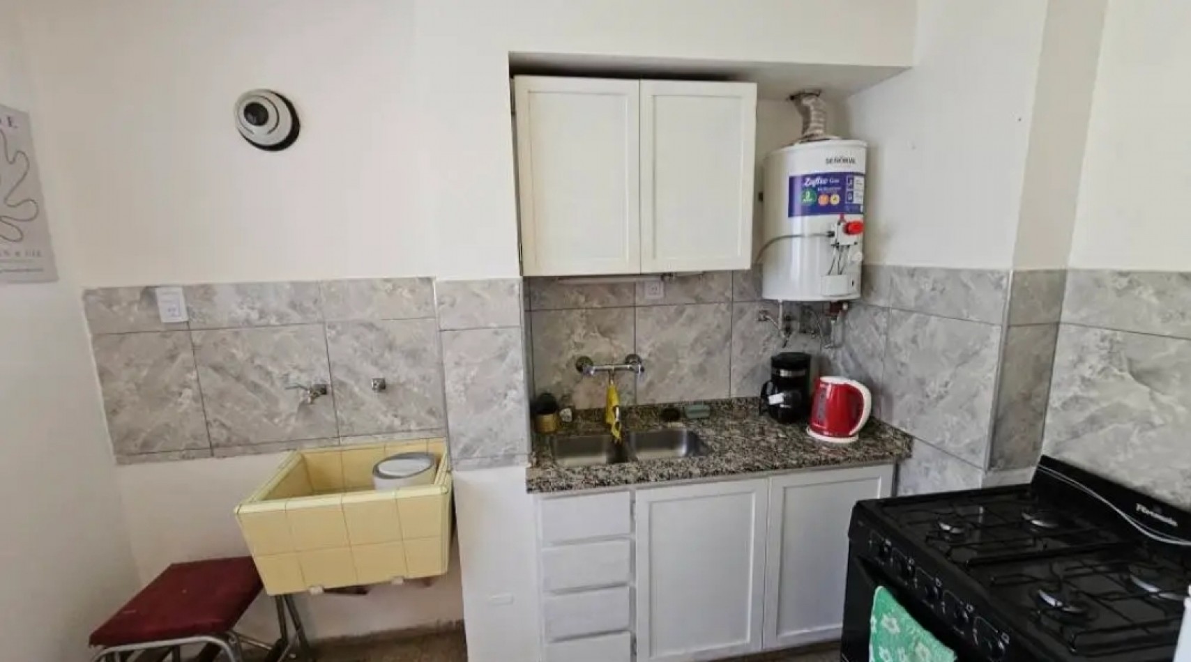 Vendo Departamento de 2 dormitorios y cochera San Rafael
