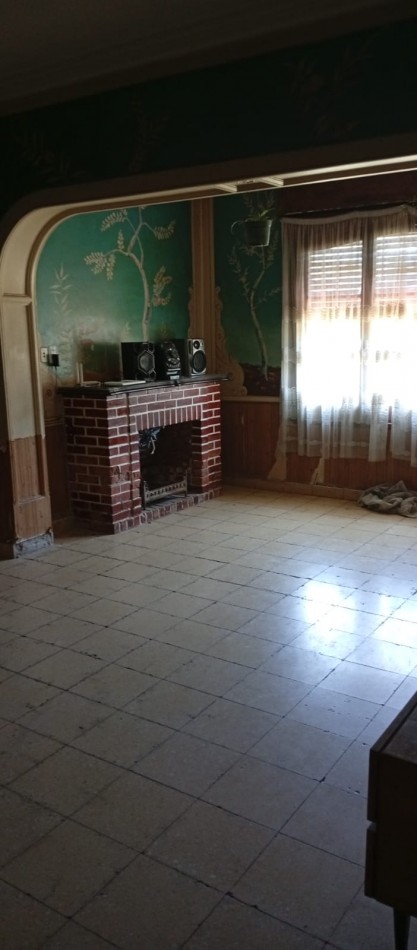 Vendo propiedad de 7.563 m2 sobre Avenida Balloffet con 74 metros de frente. San Rafael