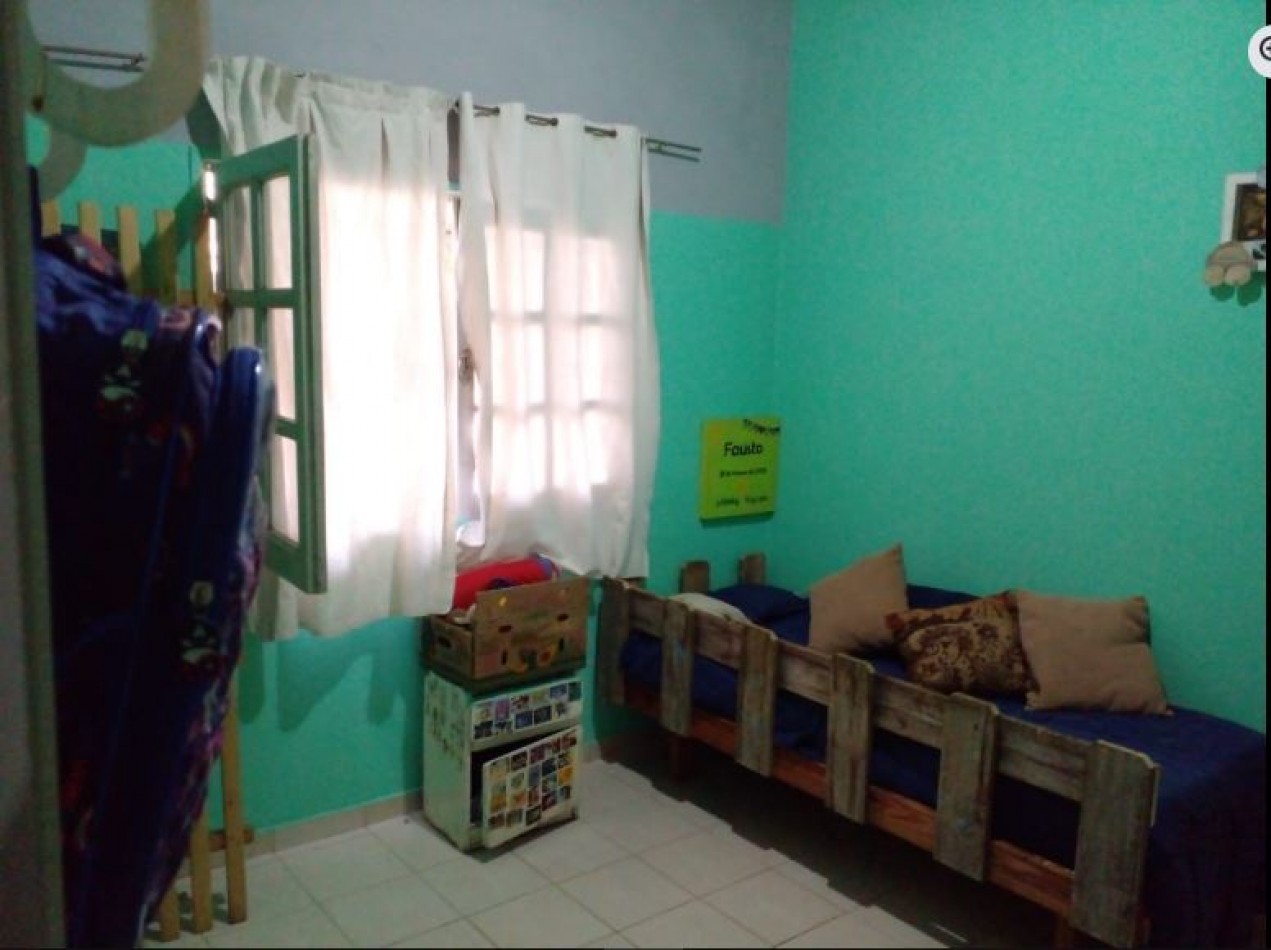 Vendo Casa zona Sauces en San Rafael. Terreno 245 m² y  cubiertos 105 m² aprox.