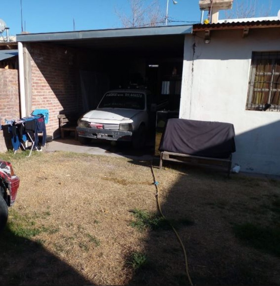 Vendo Casa zona Sauces en San Rafael. Terreno 245 m² y  cubiertos 105 m² aprox.