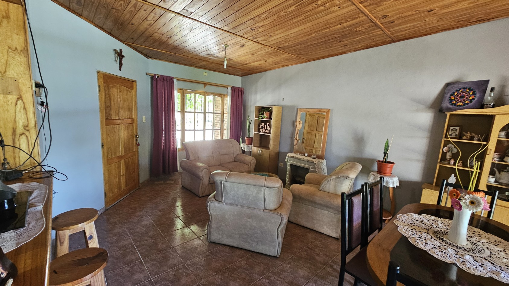 Vendo Casa amplia con pileta y quincho en Zona segura y tranquila ¡Tu proximo hogar en San Rafael!
