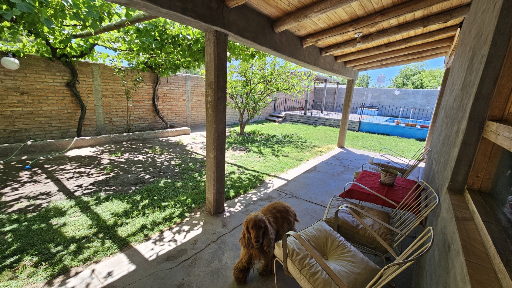 Vendo Casa amplia con pileta y quincho en Zona segura y tranquila ¡Tu proximo hogar en San Rafael!