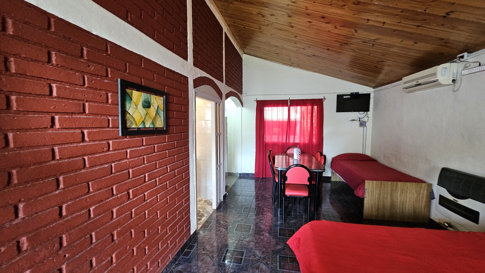Vendo complejo de cabañas Rama Caida  permuta San Rafael. 