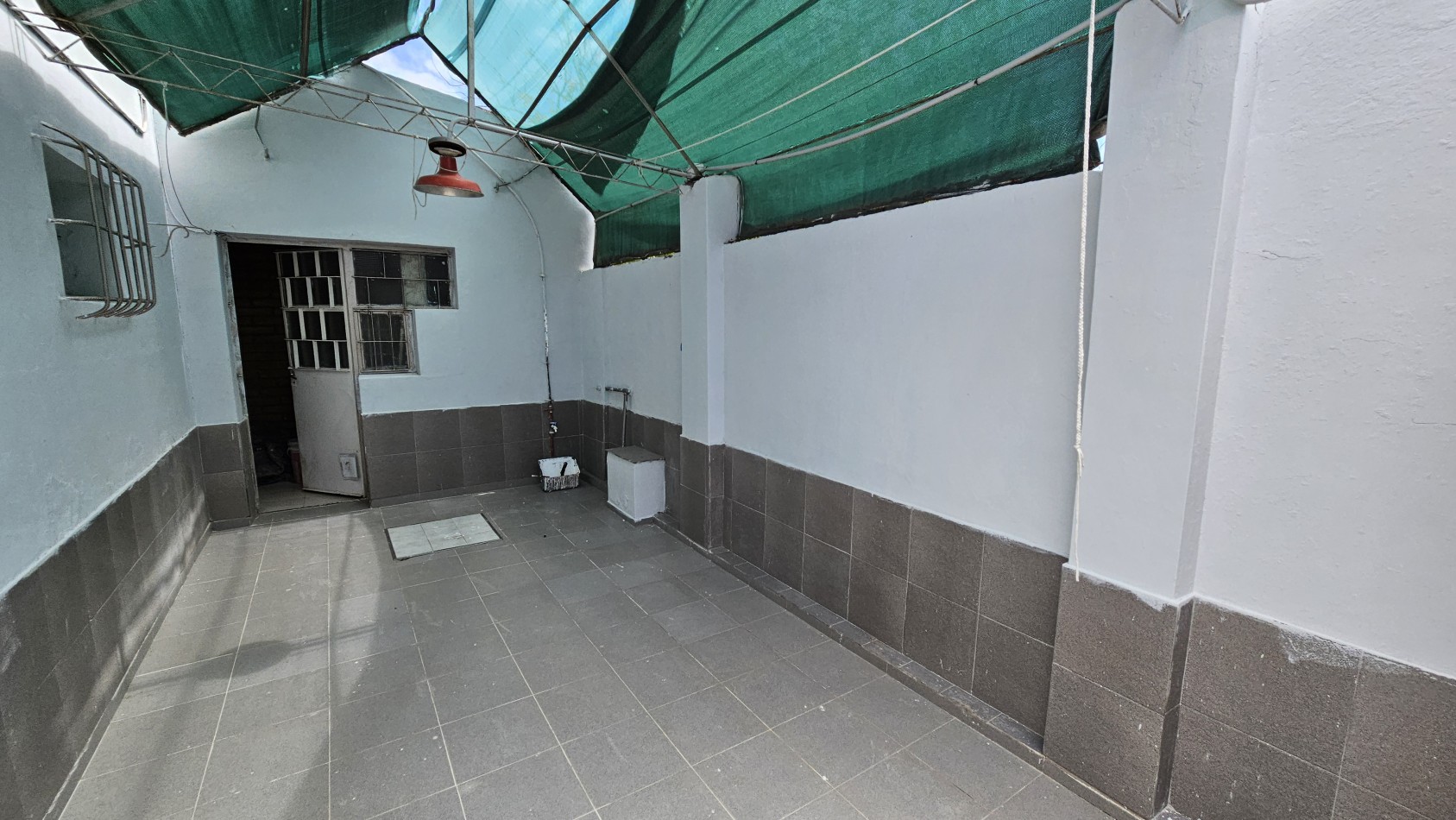 VENDO CASA + Local San Rafael Mendoza