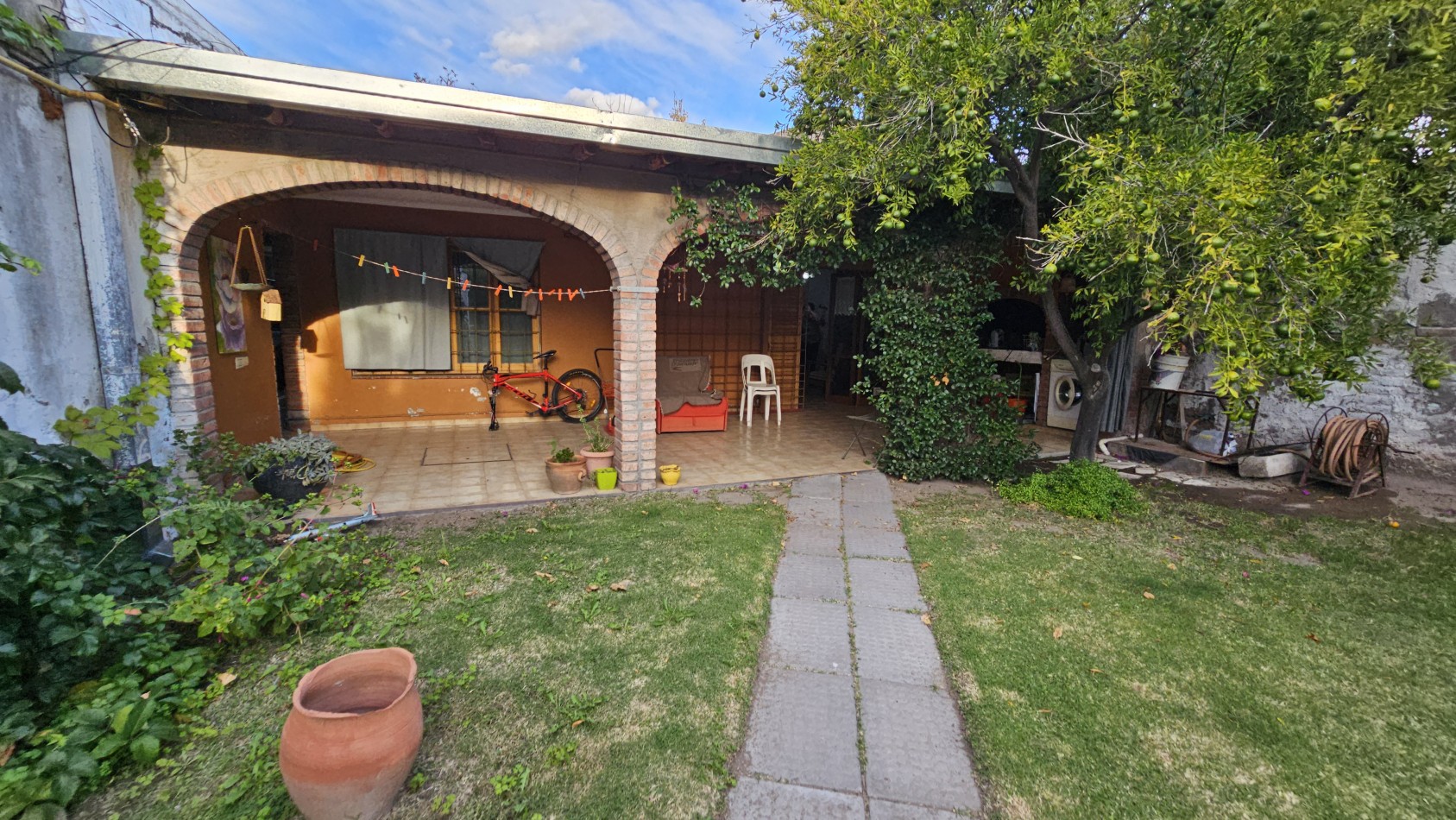 Casa + Depto apta credico Centrica y zona Poder Judicial 