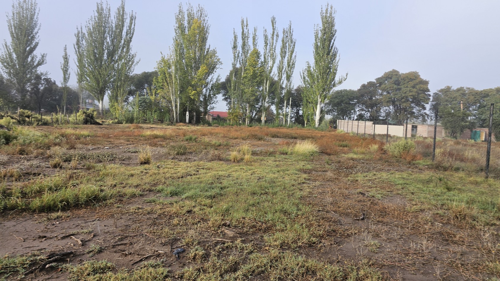 Vendo lote Amplio terreno en calle Costanzo San Rafael 2150 m²