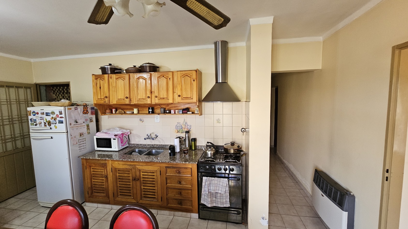 Casa Amplia Con T/ Servicios  4 dormitorios De 465 M² En Venta En San Rafael 