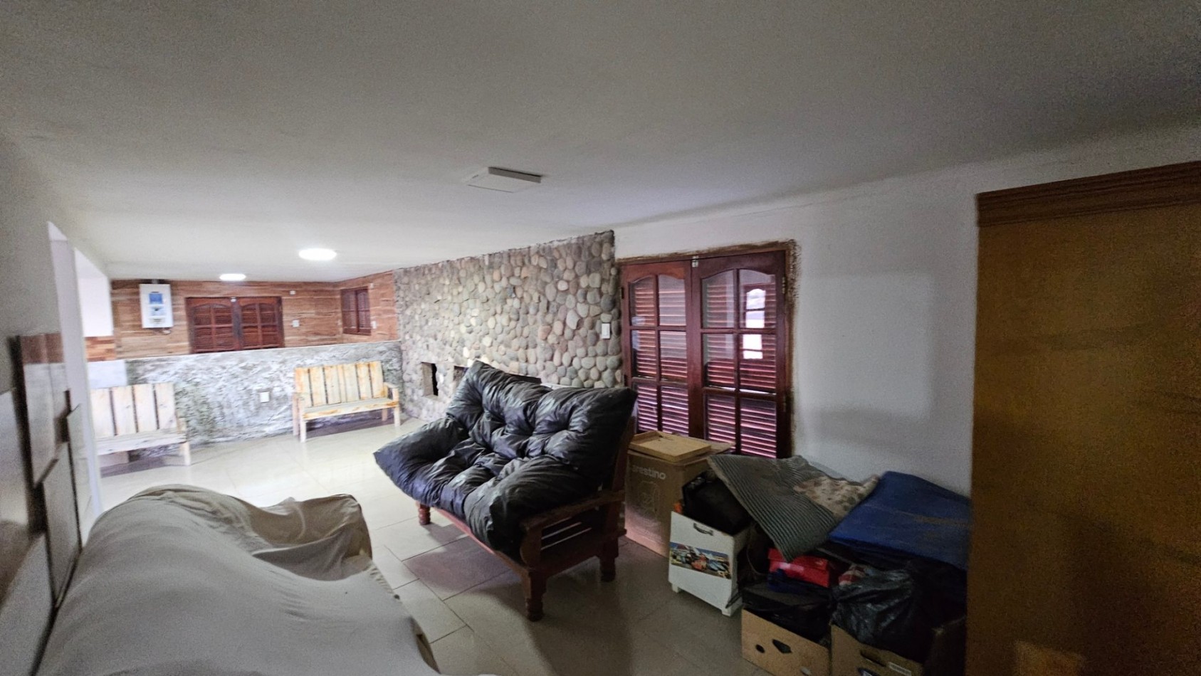 Vendo 6 propiedades comuesta por 4 Cabañas mas 2 casas 
