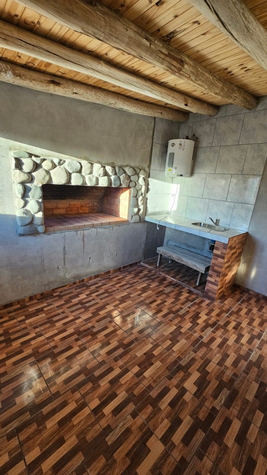 Vendo 6 propiedades comuesta por 4 Cabañas mas 2 casas 