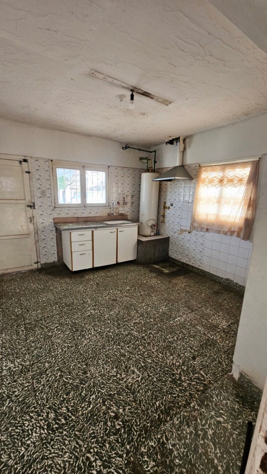 Casa + Depto+ galpon+ patio 492 m² en Barrio Sat. San Rafael