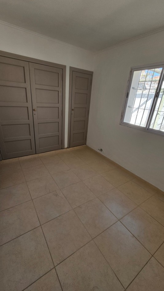 Vendo Casa Amplia Centrica y Departamento San Rafael.