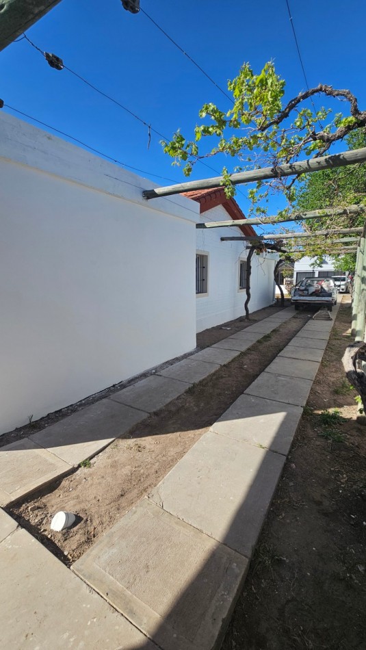 Vendo Casa Amplia Centrica y Departamento San Rafael.