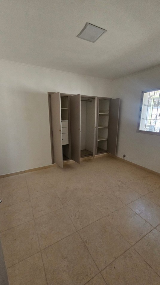 Vendo Casa Amplia Centrica y Departamento San Rafael.
