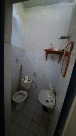 Vendo 4 locales en Avenida Moreno 427 m². En San Rafael