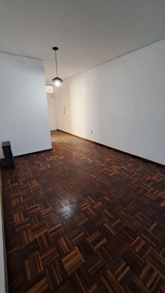 OPORTUNIDAD Vendo GRAN DEPARTAMENTO 3 dorm, 2 baños , amplio. San Rafael. Mendosa.