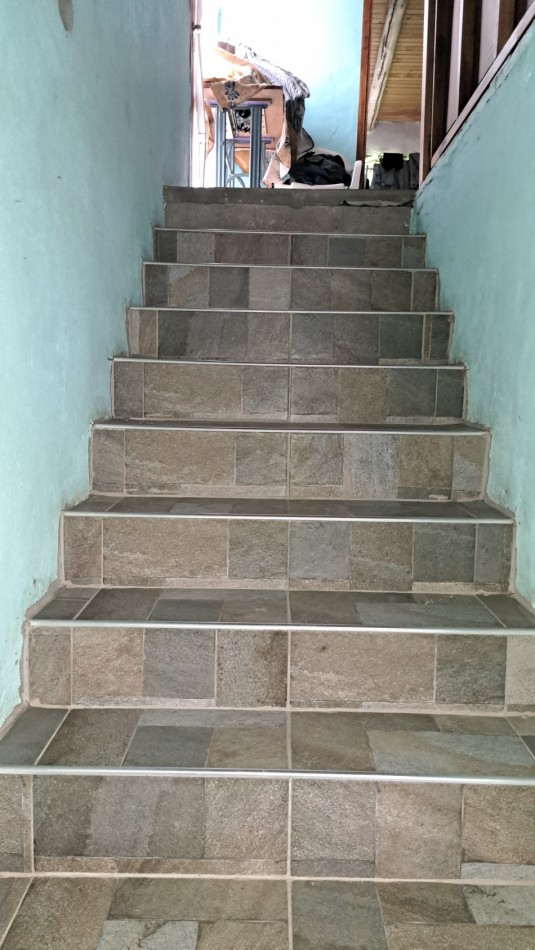 Oferta Casa Amplia con 950 m² terreno y cubierto 140 m² zona Calle Malvinas. Ciudad de San Rafael.