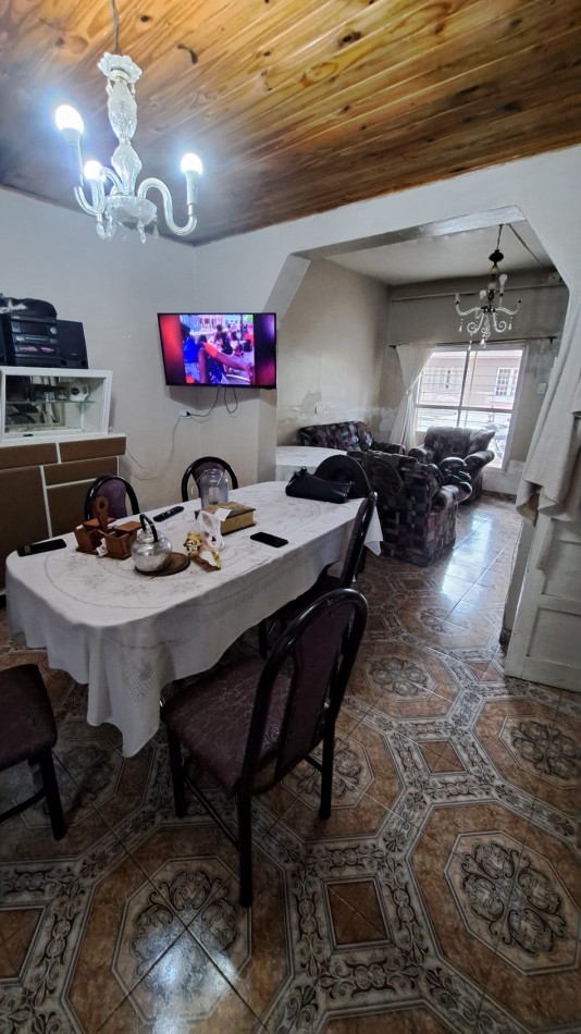 ✅️Vendo casa a pocas cuadras de Av Yrigoyen y de la plaza Francia. San Rafael