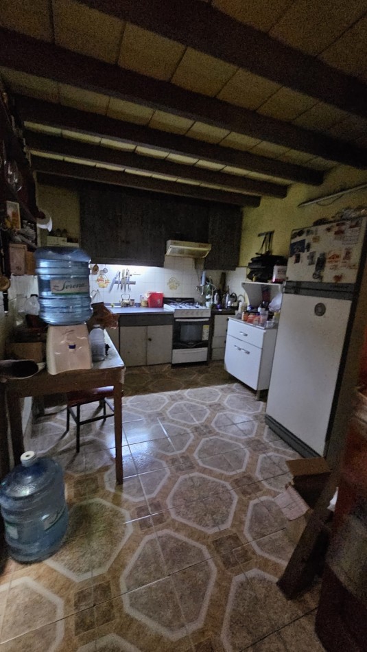 Vendo propiedad centrica Sobre Avenida Moreno y Rivadavia 400 m² Local y casaSan Rafael