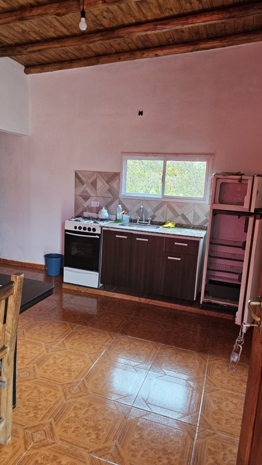Vendo complejo trabajando de Casa + 3 cabañas en 2.48 hectareas. Rama Caida. San Rafael