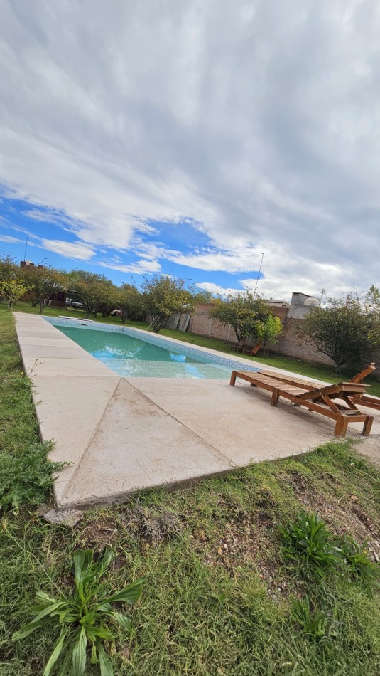 Vendo complejo trabajando de Casa + 3 cabañas en 2.48 hectareas. Rama Caida. San Rafael