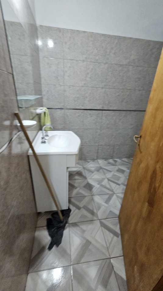 Vendo complejo trabajando de Casa + 3 cabañas en 2.48 hectareas. Rama Caida. San Rafael