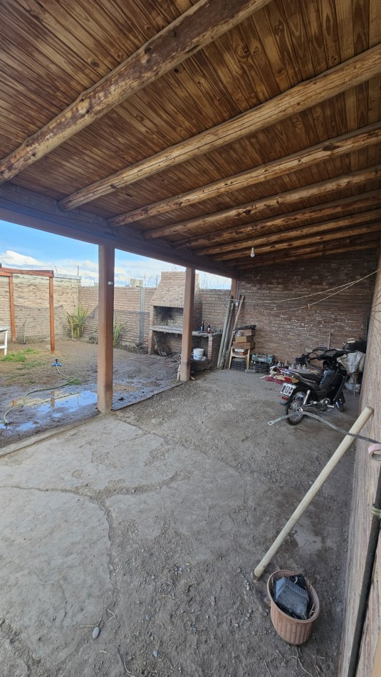 Vendo Casa 3 dormitoios GAS Agua y Luz San Rafael oportunidad