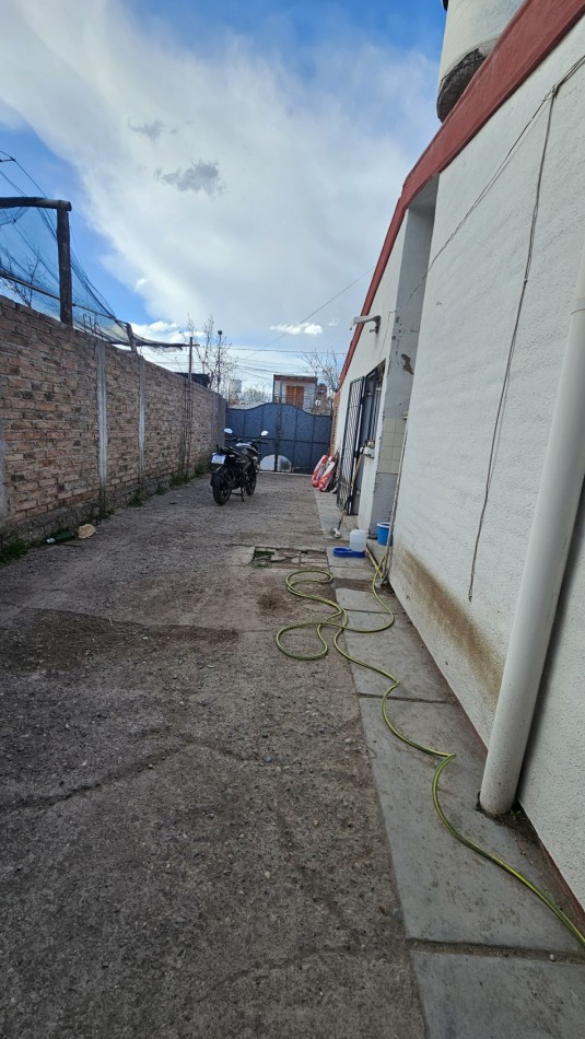 Vendo Casa 3 dormitoios GAS Agua y Luz San Rafael oportunidad