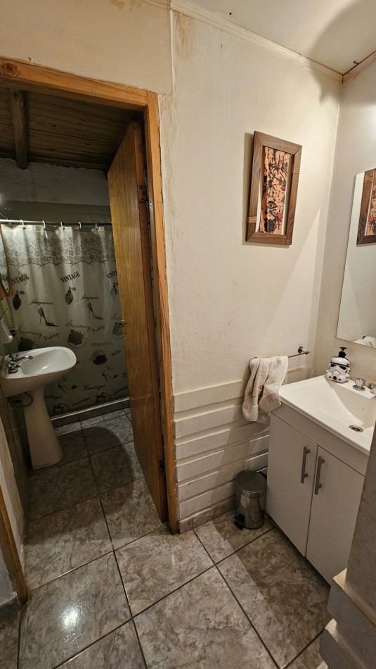 Venta de Casa en Av Urquiza, Ideal para Inversion - 319 m² de Terreno, San Rafael
