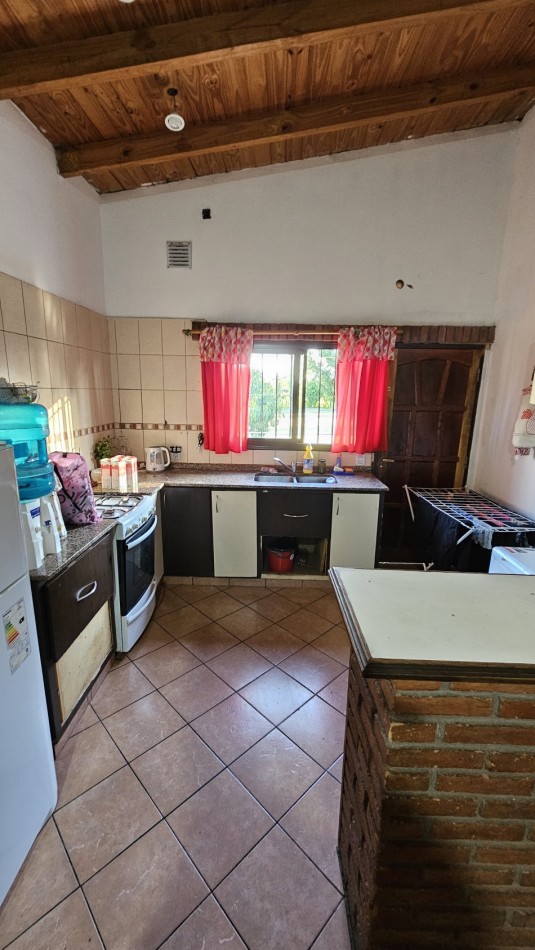 Vendo Casa Amplia con Pileta en Rama Caida - Excelente Ubicacion. San Rafael. Escritura.