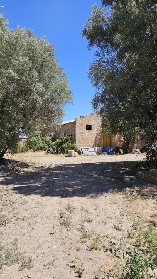 Vendo propiedad de 10.8 has con Bodega sobre Ruta 144 a menos de 4.5 km de San Rafael