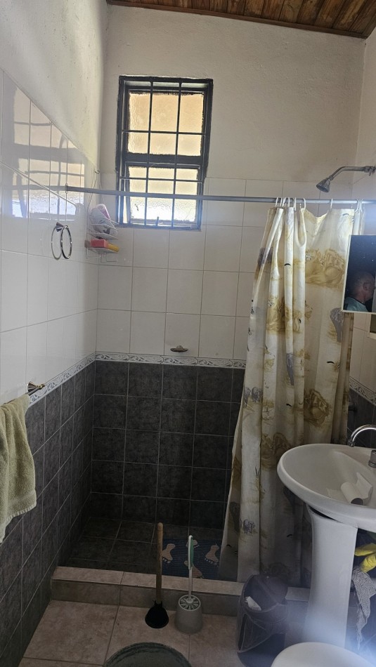 Vendo Casa B° Unimev. 3 dorm y garage amplioSan Rafael
