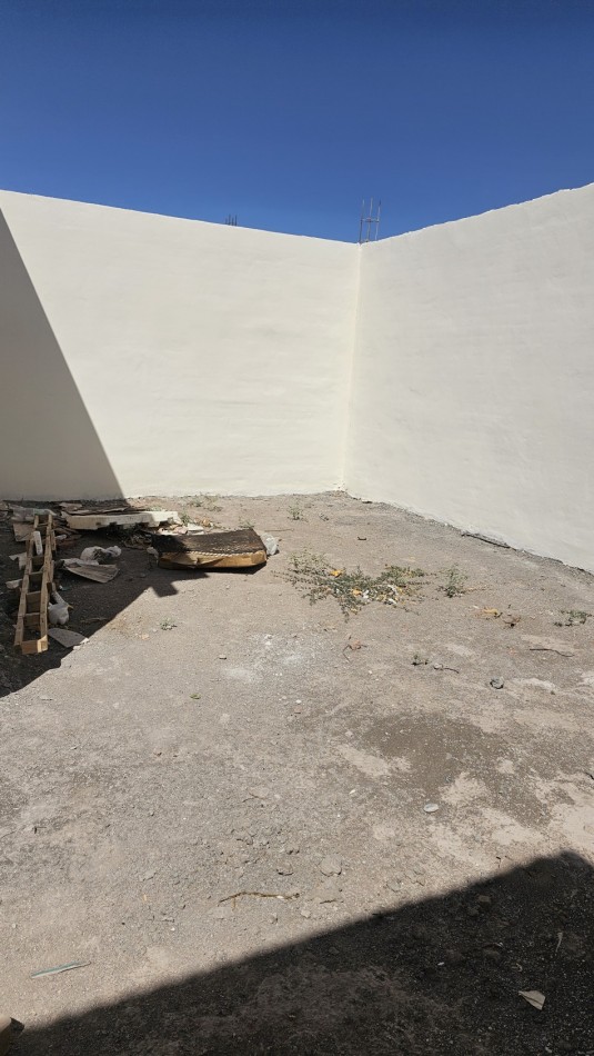 Oportunidad CASA nueva a Estrenar permuto San Rafael