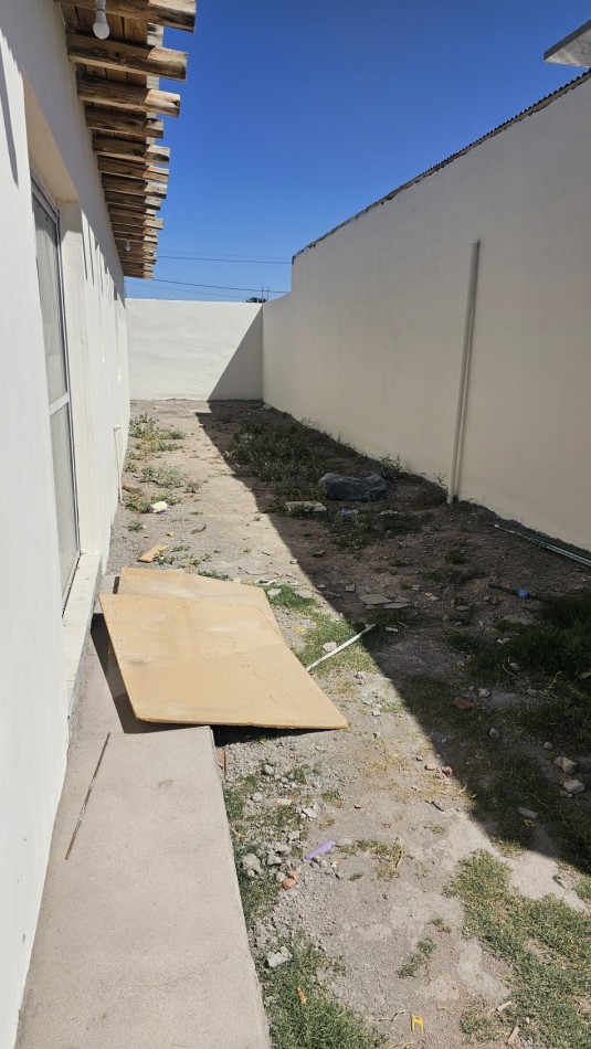 Oportunidad CASA nueva a Estrenar permuto San Rafael