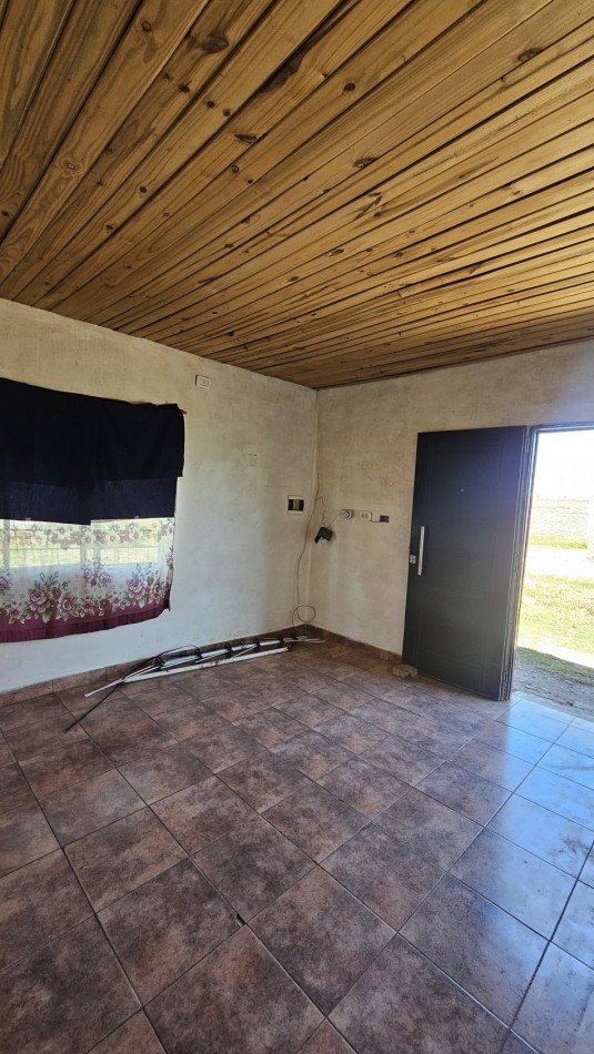 ¡Oportunidad! Casa de 2 ambientes con amplio terreno - USD 28.000 San Rafael