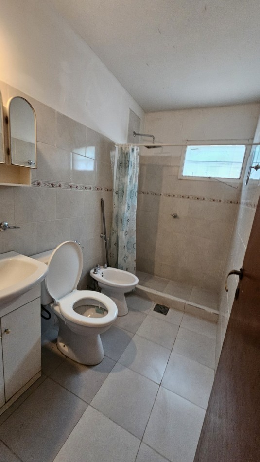 VENDO CASA + Local San Rafael Mendoza