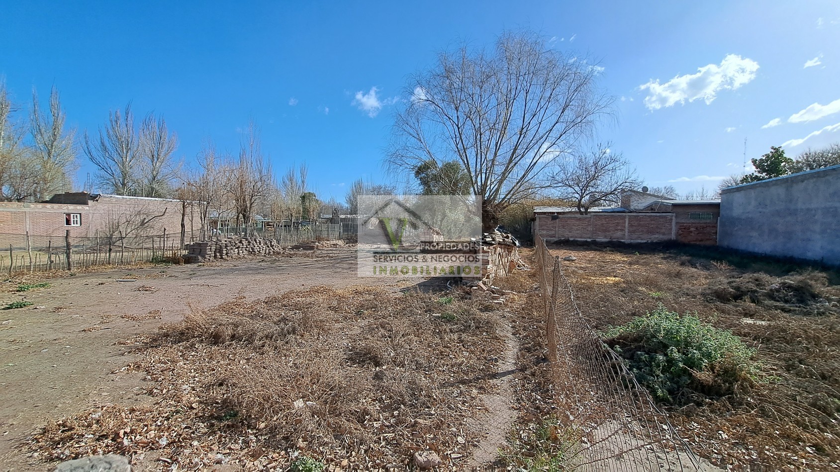 Vendo Lote de 954 m² Villa 25 de Mayo. San Rafael.
