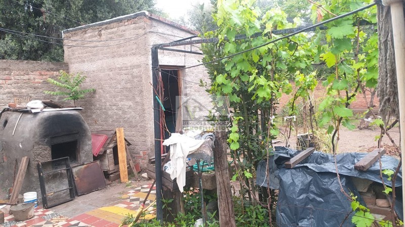 Economica Vendo casa por Bertrán a metros de Eco supermercado