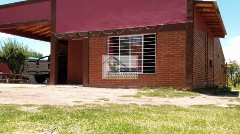 Oferta Vendo Complejo de Cabañas zona Rama Caida camino al Valle Grande, con 2.5 has