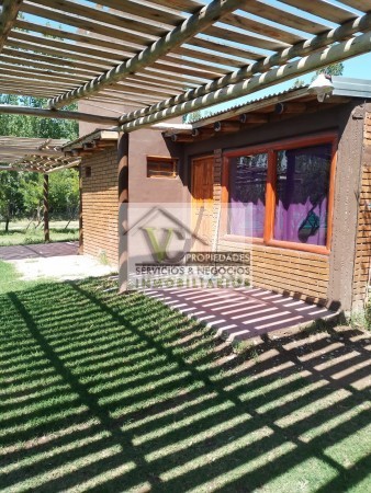 Oferta Vendo Complejo de Cabañas zona Rama Caida camino al Valle Grande, con 2.5 has