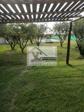 Oferta Vendo Complejo de Cabañas zona Rama Caida camino al Valle Grande, con 2.5 has
