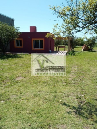 Oferta Vendo Complejo de Cabañas zona Rama Caida camino al Valle Grande, con 2.5 has