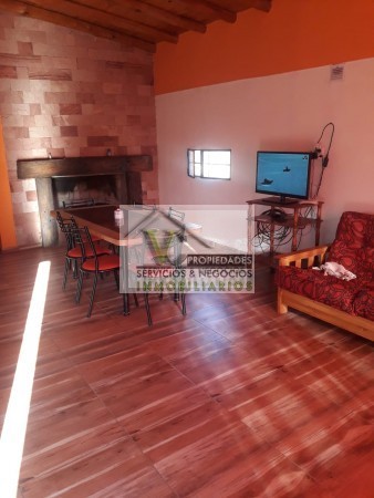 Oferta Vendo Complejo de Cabañas zona Rama Caida camino al Valle Grande, con 2.5 has