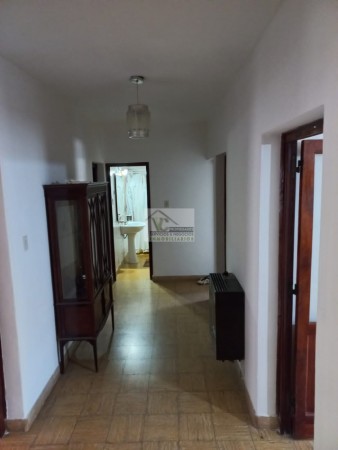 VENDO CASA tipo depto ZONA GARBIN San Rafael. 3 dormitorios. Excelente ubicacion.