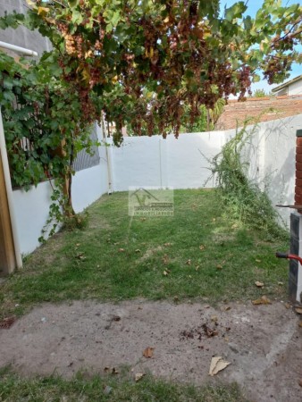 VENDO CASA tipo depto ZONA GARBIN San Rafael. 3 dormitorios. Excelente ubicacion.