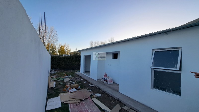 VENDO PROPIEDAD A ESTRENAR A POCAS CUADRAS DE DEAN FUNES SAN RAFAEL