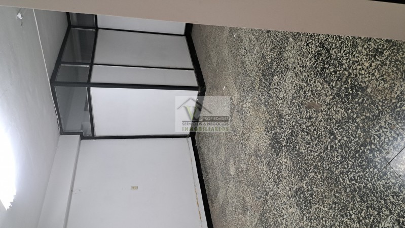 ALQUILO LOCAL P Baja recepcion y 110 M² EN BARCALA 77 P Alta. San Rafael.