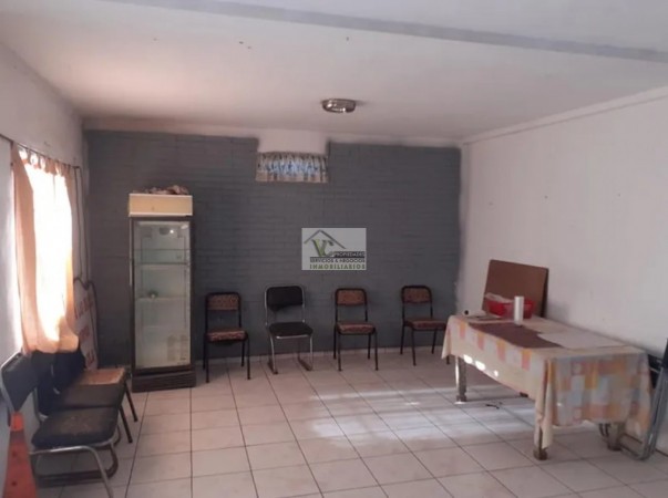 Vendo o permuto propiedad Grande (Casa+ Local+ Galpon) Zona Alberdi. SAN RAFAEL MENDOZA