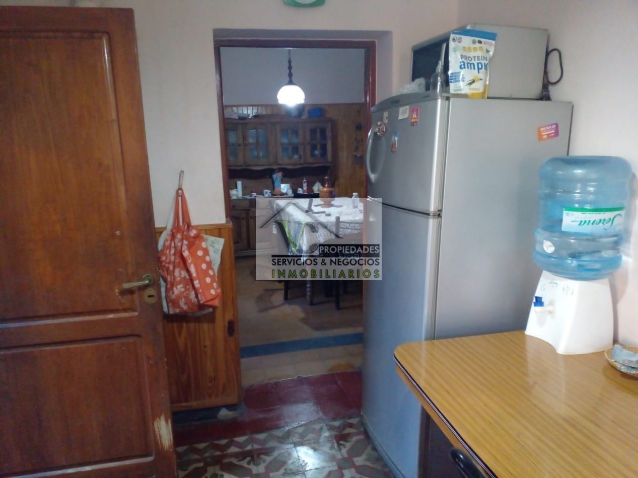 Vendo casa a pocas cuadras de la Policlinica. San Rafael